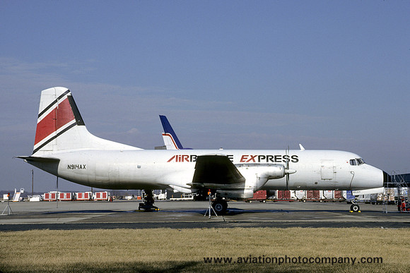 Airborne Express NAMC YS-11 N914AX (1986)
