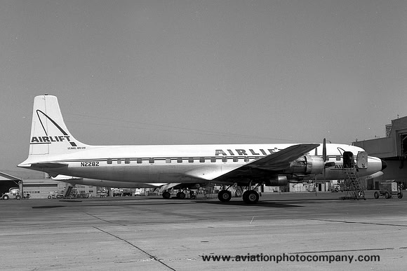 Airlift Douglas DC-7 N2282 (1966)