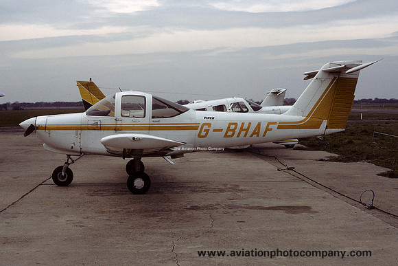 Piper PA-38-112 Tomahawk G-BHAF (1984)