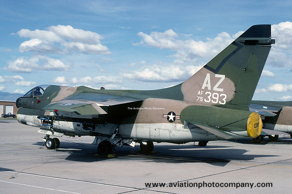USAF Arizona ANG 152 TFTS LTV A-7D Corsair 75-0393/AZ (1980)