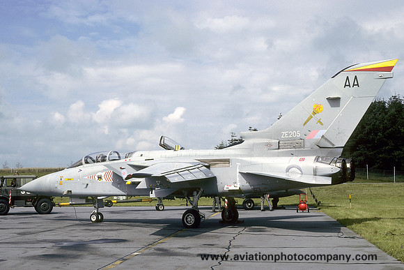 RAF 229 OCU Panavia Tornado F.3 ZE205/AA (1988)