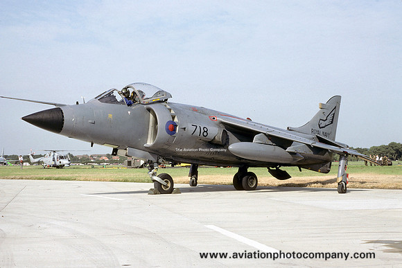 Royal Navy 899 Squadron Hawker Siddeley Sea Harrier FRS.1 ZD581/718 (1988)