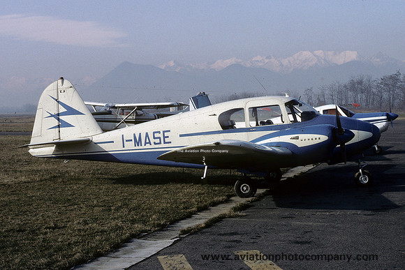 Piper PA-23 Apache I-MASE (1983)