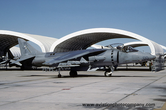 USMC VMA-311 McDonnell Douglas AV-8B 163855/WL-00 (2000)