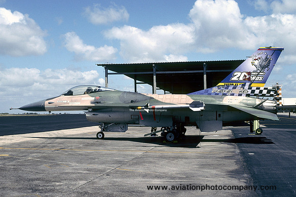 Venezuelan Air Force GC16 General Dynamics F-16A 1041 (2004)