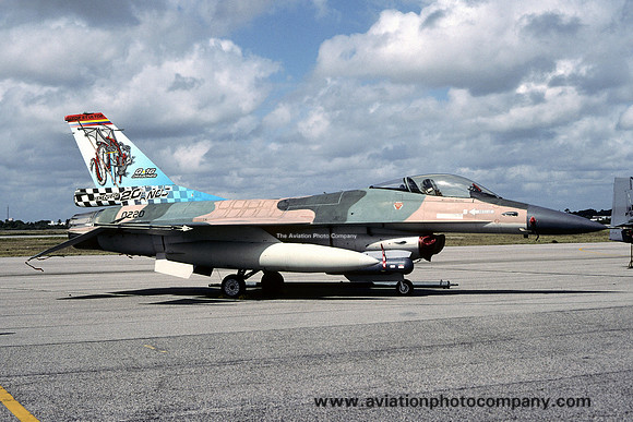 Venezuelan Air Force GC16 General Dynamics F-16A 220 (2004)
