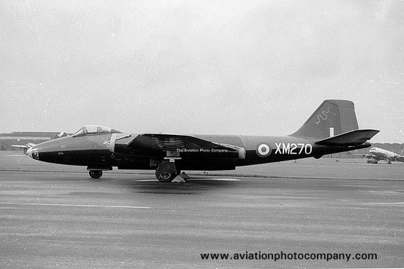 RAF 88 Squadron English Electric Canberra B(I).8 XM270 (1961)