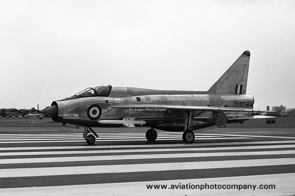RAF English Electric Lightning T.4 XM974