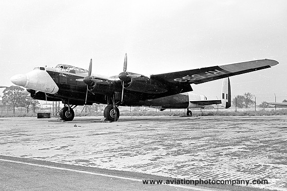 RAF Avro Lincoln B.2 Thesus test bed RF533 (1962)