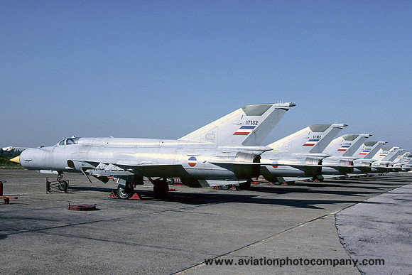 Serbian Air Force Mikoyan MiG-21bis 17132 (2004)