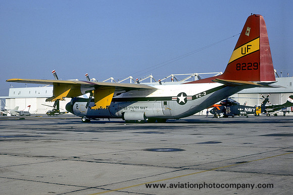 US Navy VC-3 Lockheed DC-130A 158229/UF-2 (1976)