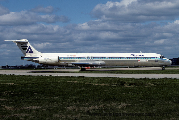 Aviaco McDonnell Douglas MD-88 EC-FOF (1999)