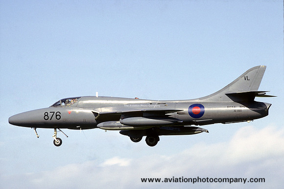 Royal Navy FRADU Hawker Hunter T8C XE665/VL876 (1988)