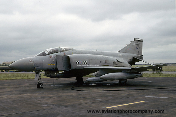 RAF 43 Squadron McDonnell F-4M Phantom FGR.2 XV489/AU (1988)