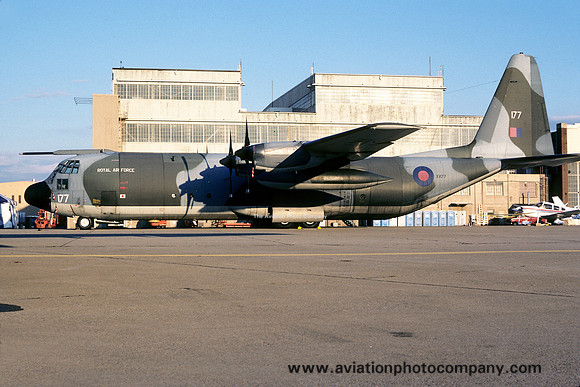 RAF Lyneham Transport Wing Lockheed C-130K Hercules C.3P XV177 (1988)