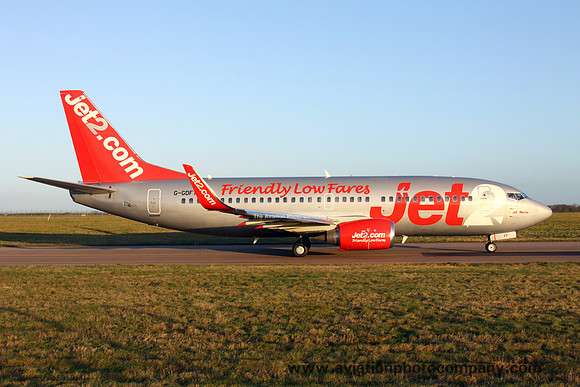 Jet2 Boeing 737-300 G-GDFT at East Midlands (2015)