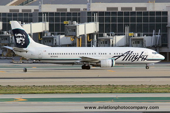 Alaska Airlines Boeing 737-400 N713AS at Los Angeles IAP (2014)