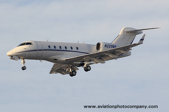 Bombardier BD-100 N229BP at Los Angeles IAP (2014)