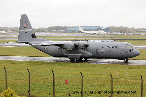 USAF 19th Airlift Wing Lockheed C-130J-30 Hercules 04-3144 at Prestwick (2012)