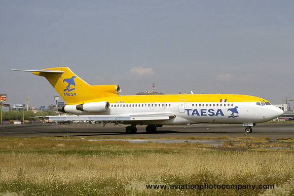 TAESA Boeing 727-51 XA-ASS at Mexico City IAP (1998)