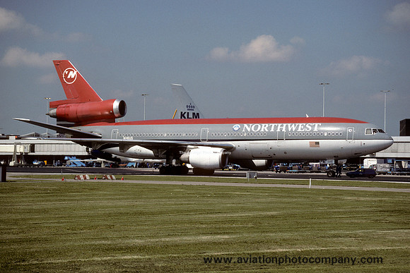 Northwest Airlines Douglas DC-10 N146US (1993)