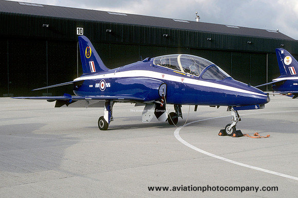 RAF 7 FTS 19 Squadron Hawker Siddeley Hawk T.1 XX231 at the RNAS Yeovilton Air Day (1994)