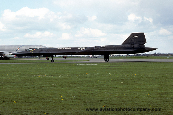 USAF 9 SRW Lockheed SR-71A Blackbird 61-7972 at RAF Mildenhall (1976)