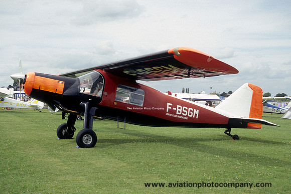 Centre Ecole Para Dornier Do27 F-BSGM (1999)