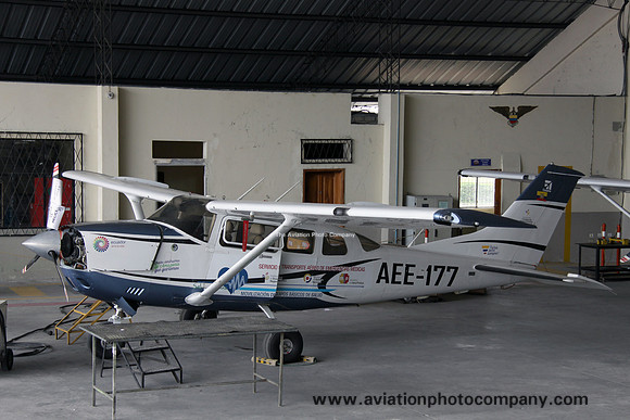 Ecuadorian Army Cessna T206H AEE-177 (2014)