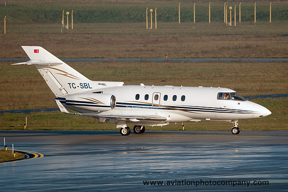 Hawker 850XP TC-SBL at Eindhoven (2015)