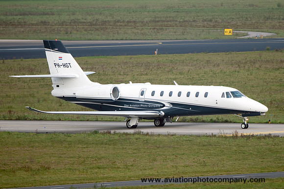 Cessna 680 PH-HGT at Eindhoven (2014)