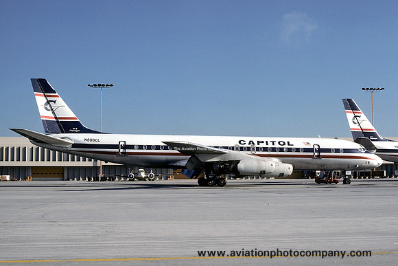 Capitol Douglas DC-8-31 N906CL (1977)