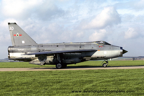 RAF 5 Squadron English Electric Lightning F.6 XS928/AD (1987)