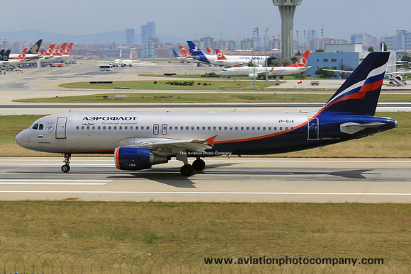 Aeroflot Airbus A320-200 VP-BJA at Istanbul IAP (2014)