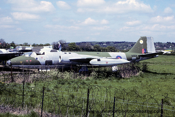 RAF BDRF English Electric Canberra B.2 8490M at Abingdon (1989)