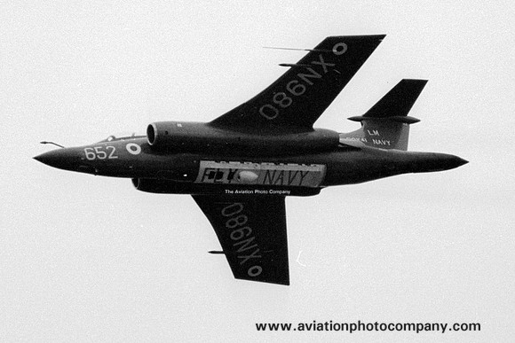 Royal Navy 736 Squadron Blackburn Buccaneer S.2 XN980/LM652 (1968)