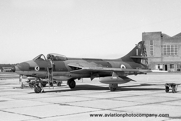 RAF 229 OCU 234 Squadron Hawker Hunter F.6 XF389/41 (1961)
