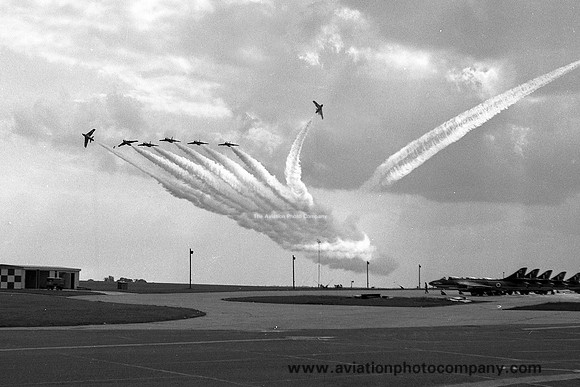 RAF 111 Squadron Hawker Hunter formation (1960)