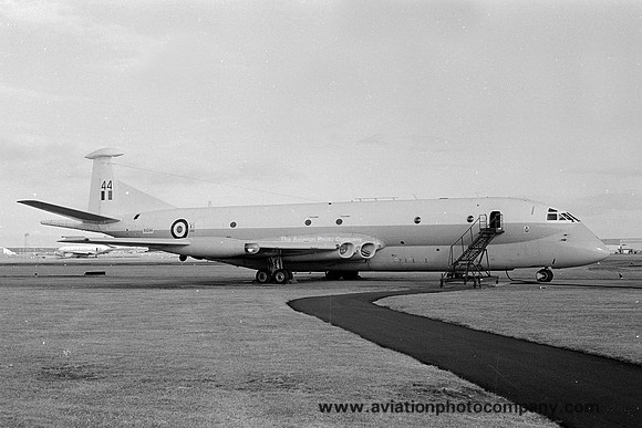 RAF Hawker Siddeley Nimrod MR.1 XV244 (1979)