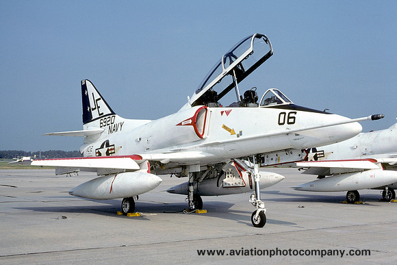 US Navy VC-2 Douglas TA-4J 156920/JE-06 (1978)