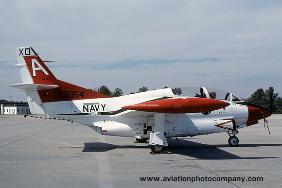 US Navy VT-19 North American T-2C Buckeye 159164/A-902 (1978)