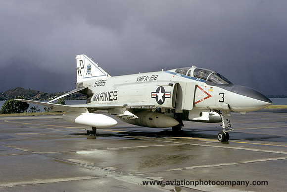 USMC VMFA-212 McDonnell F-4J Phantom 155885/WD-3 (1975)
