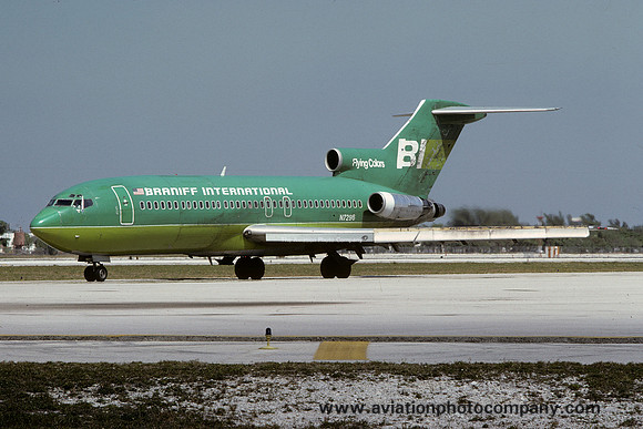 Braniff International Boeing 727-100 N7296 (1979)