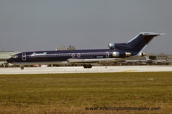 Braniff Boeing 727-200 N467BN (1979)
