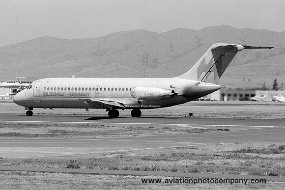 Hughes Airwest Douglas DC-9-14 N948L (1977)