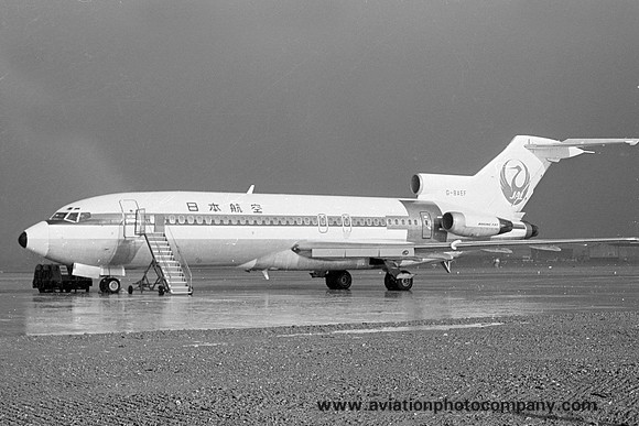 Japan Airlines Boeing 727-46 G-BAEF