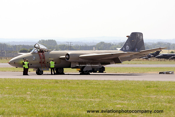 English Electric Canberra PR.9 XH134/G-OHMD at Kemble (2013)