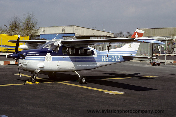 Cessna P210N Centurion HB-CNZ (1982)