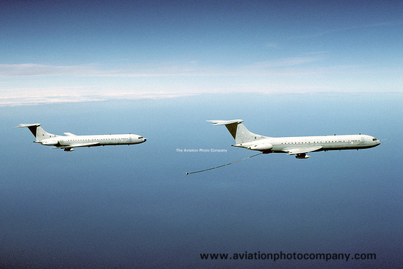 RAF 101 Squadron Vickers VC-10 K.3 ZA147 Air to Air (2002)