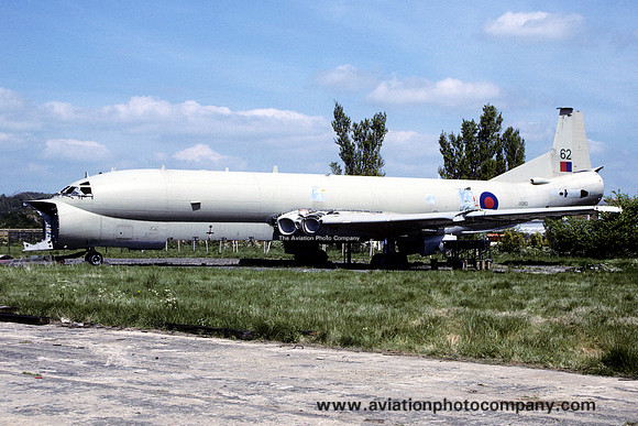 RAF Hawker Siddeley Nimrod AEW.3 XV262 stored at RAF Abingdon (1989)